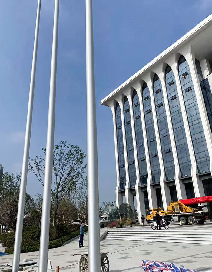 Aluminium aloi elektrik pintar mengangkat tiang bendera kon Aluminium aloi elektrik pintar mengangkat tiang bendera kon