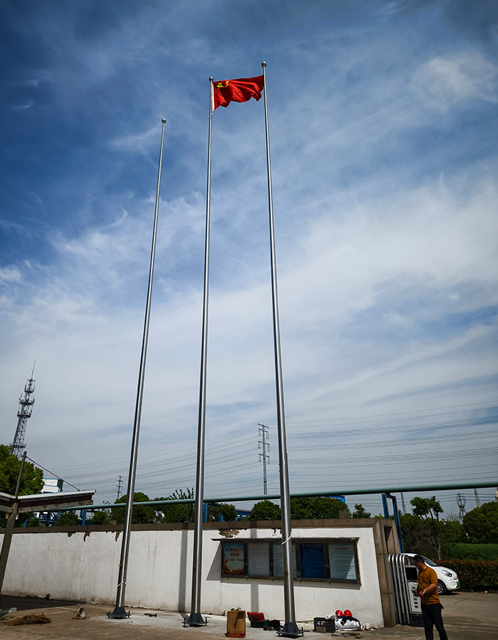 Tiang bendera angkat besi tahan karat kon engkol tangan Tiang bendera angkat besi tahan karat kon engkol tangan