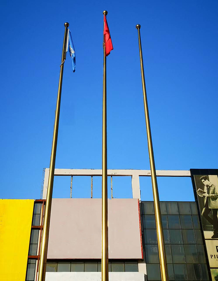 Tiang bendera anugerah mendatar titanium